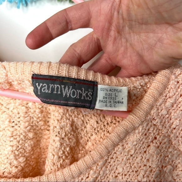 Vintage Yarn Works Pastel Peach Yarn Works Short Sleeve Floral Detailed Sweater - Picture 7 of 14